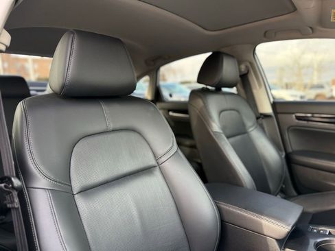 Used 2024 Honda Civic Touring image 22