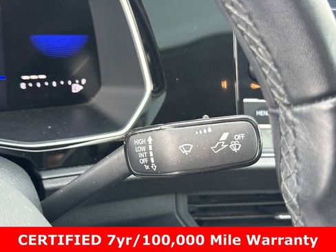 Used 2024 Volkswagen Jetta SE image 27