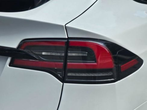 Used 2023 Tesla Model X AWD/4WD image 32