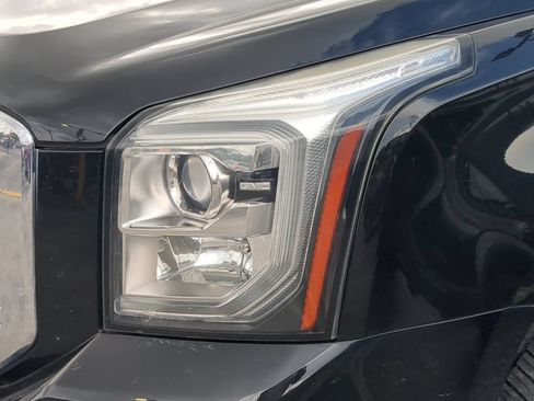 Used 2017 GMC Yukon Denali w/ Enhanced Security Package AWD/4WD image 7