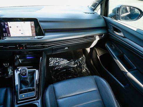 Used 2024 Volkswagen Golf R 2.0T image 15