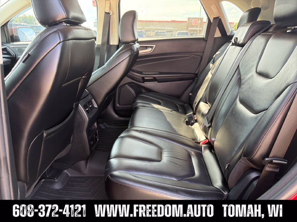 Used 2022 Ford Edge Titanium AWD/4WD image 26