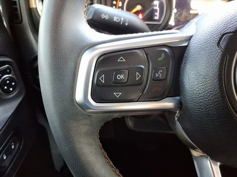 Used 2024 Jeep Wrangler Unlimited Sahara w/ Technology Group AWD/4WD image 37