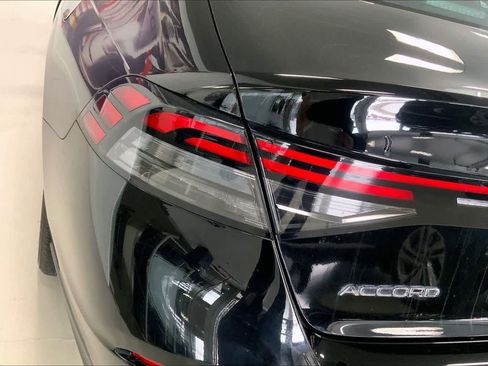 Used 2024 Honda Accord EX image 28