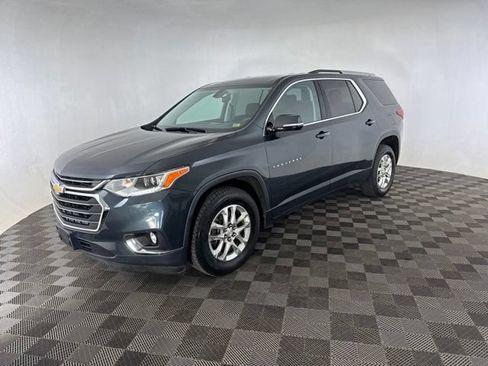 Used 2018 Chevrolet Traverse LT FWD image 3