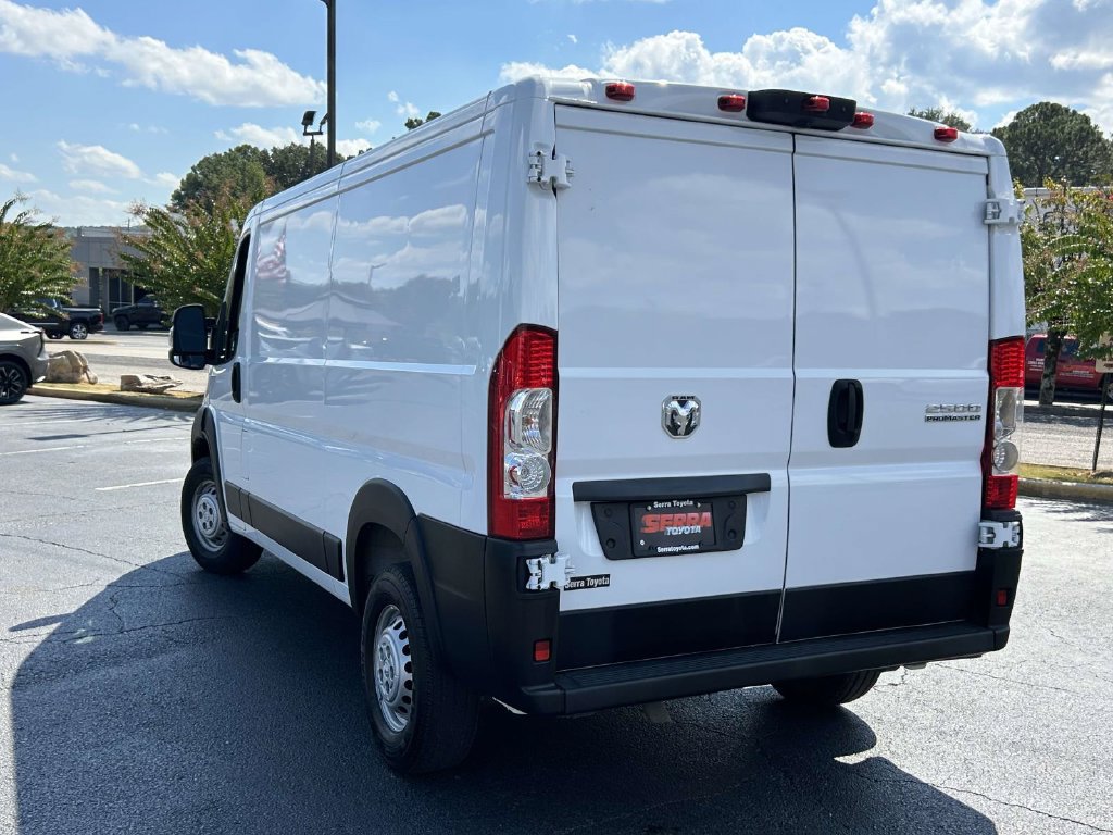 Used 2025 RAM ProMaster 2500 w/ Convenience Group FWD image 5