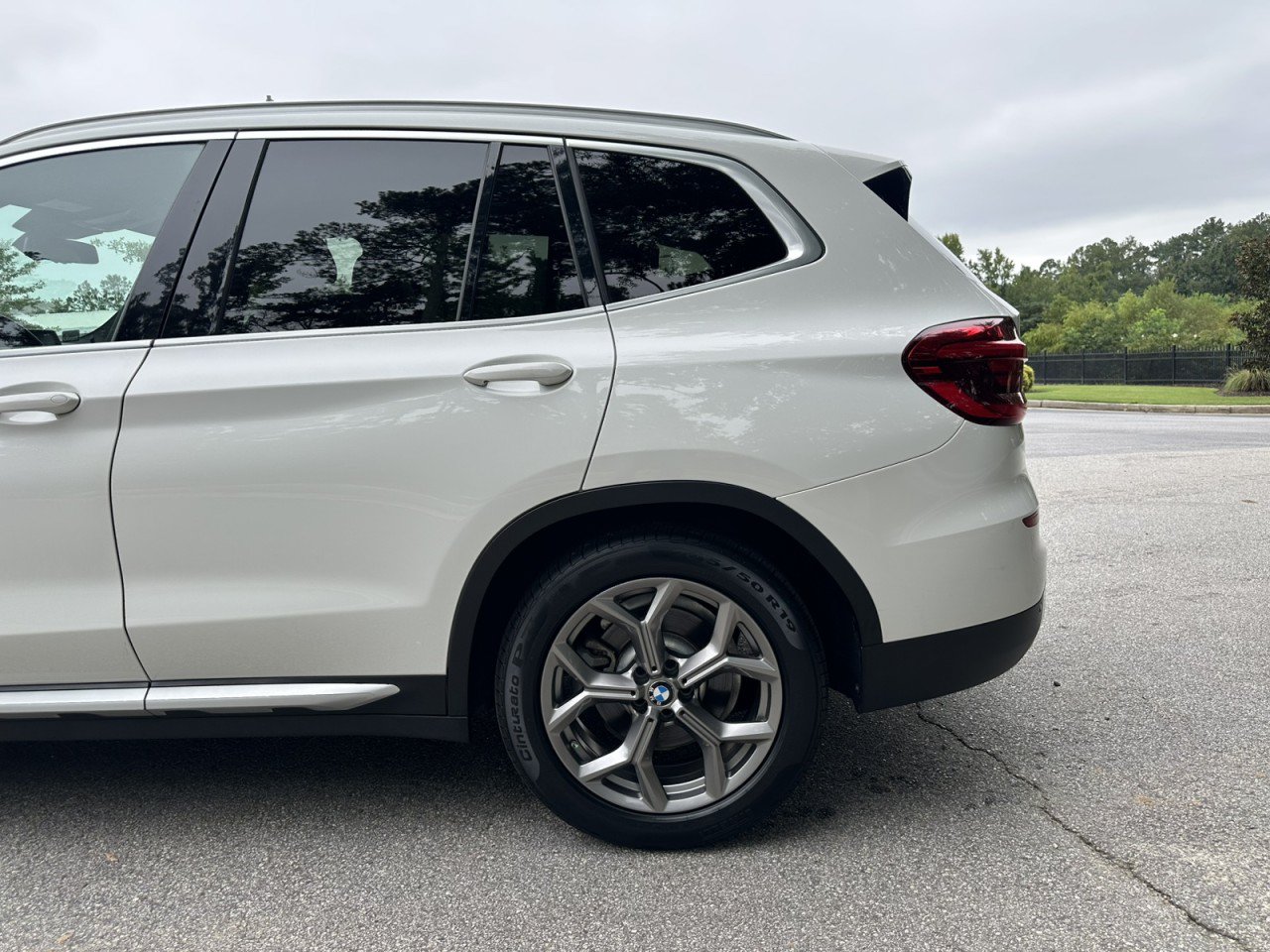 Used 2020 BMW X3 xDrive30i w/ Premium Package AWD/4WD image 5