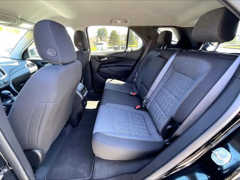 Used 2023 Chevrolet Equinox LT w/ Driver Convenience Package AWD/4WD image 15