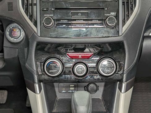 Used 2023 Subaru Forester Premium image 20