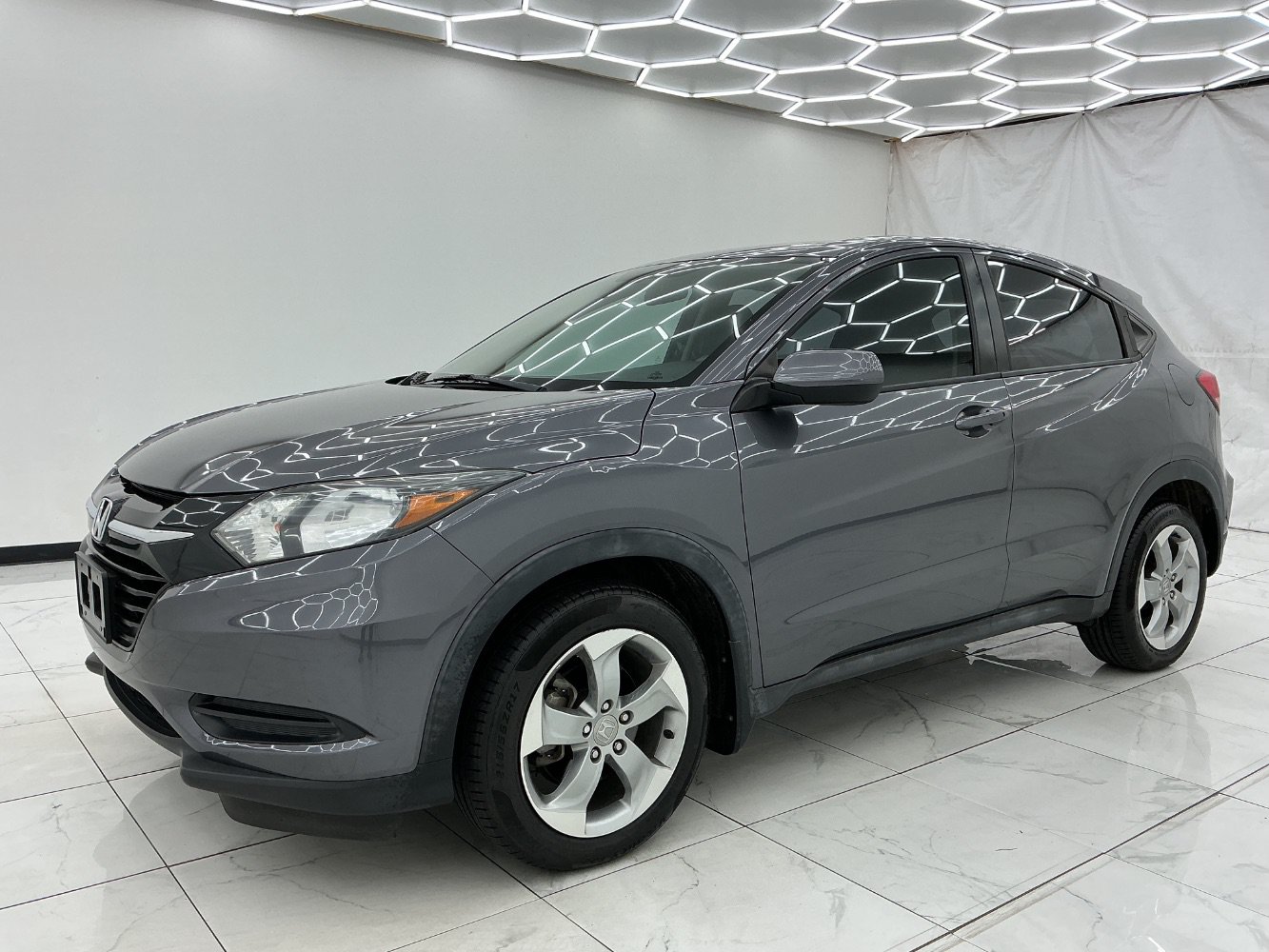 Used 2018 Honda HR-V LX image 6