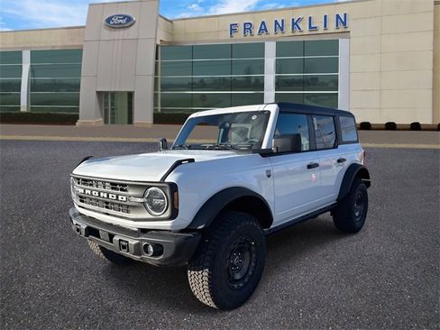 New 2025 Ford Bronco Big Bend w/ Black Diamond Package image 3