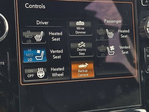 Used 2020 RAM 1500 Limited w/ Off Road Group AWD/4WD image 15