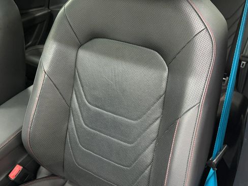 Used 2019 Volkswagen Jetta GLI FWD image 34