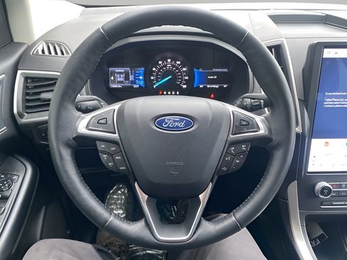 Certified 2024 Ford Edge SEL w/ Convenience Package image 11