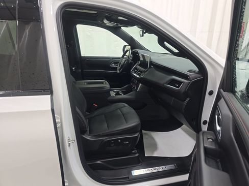 Used 2023 Chevrolet Tahoe RST AWD/4WD image 8
