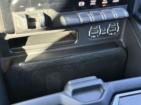 Used 2022 RAM 2500 Limited image 30