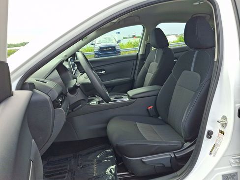 Used 2023 Nissan Sentra SV w/ Trunk Package FWD image 13