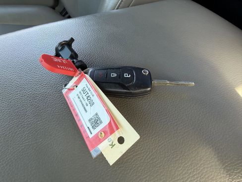 Used 2017 Ford F150 XL w/ Equipment Group 101A Mid RWD image 20