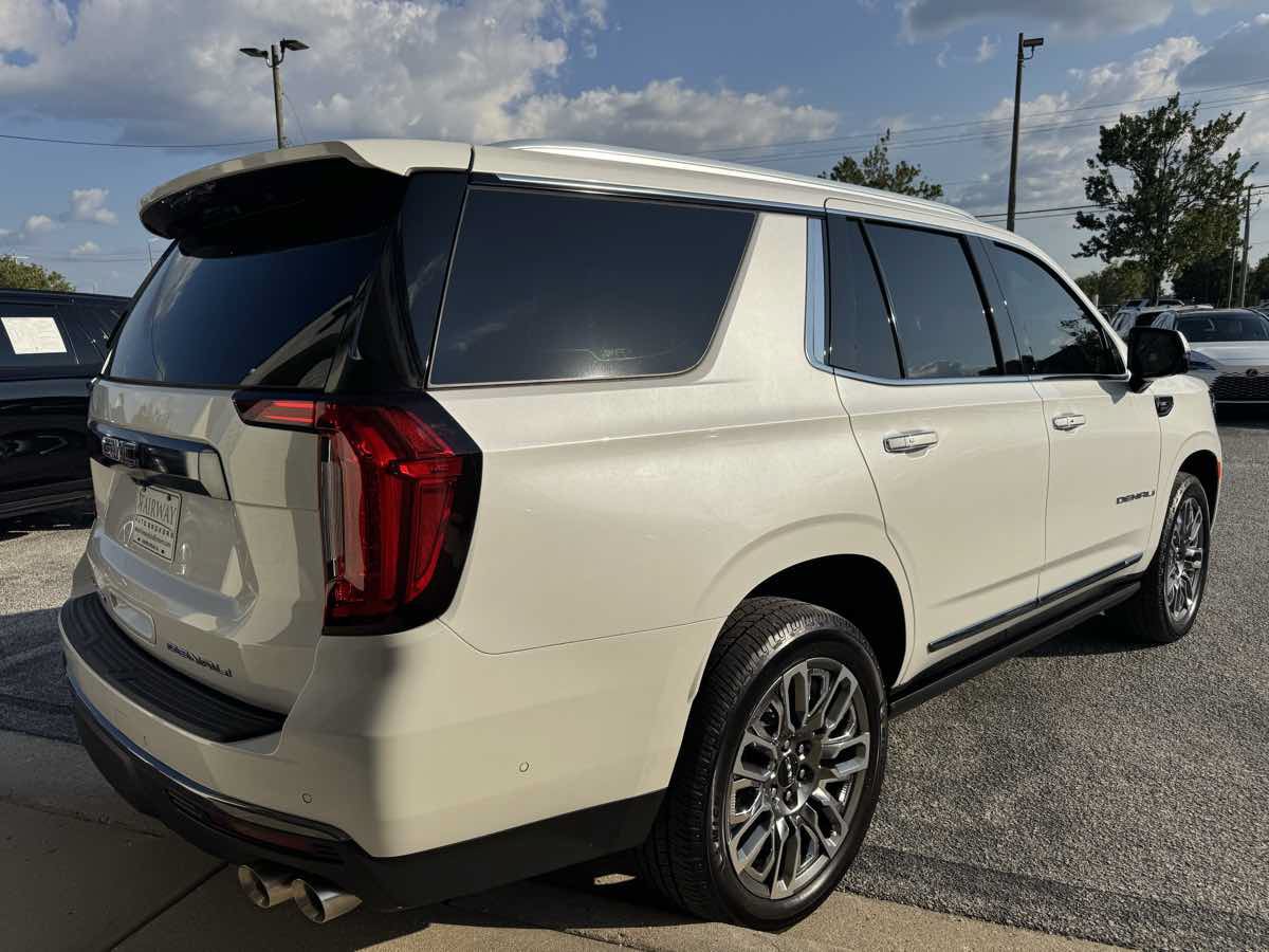 Used 2023 GMC Yukon Denali Ultimate AWD/4WD image 45