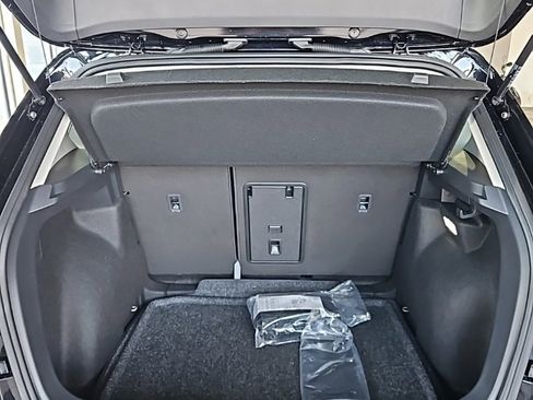 New 2026 Volkswagen Taos S image 19
