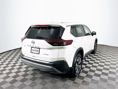 Certified 2021 Nissan Rogue SV image 10