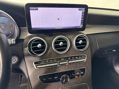 Used 2019 Mercedes-Benz C 300 4MATIC Sedan image 19
