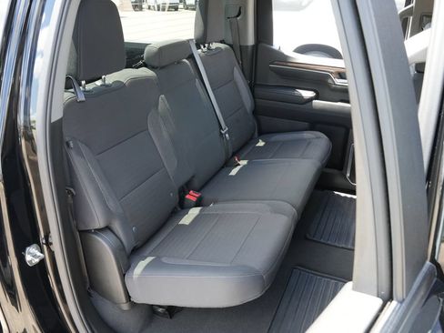 Used 2025 Chevrolet Silverado 1500 LT RWD image 22
