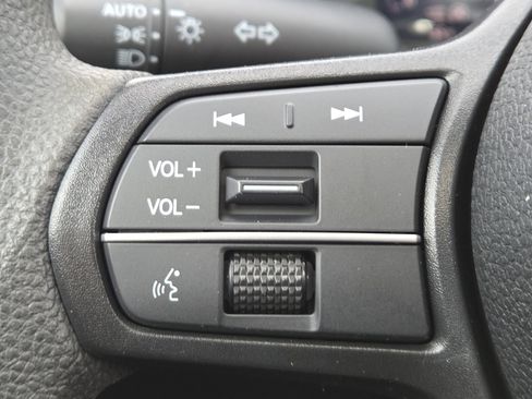 Used 2023 Honda Accord EX image 30