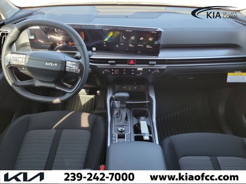 New 2026 Kia Sorento LX FWD image 12