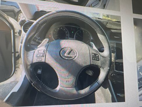 Used 2010 Lexus IS 250 RWD image 3