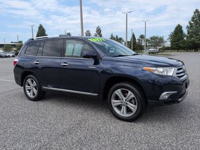 Used 2011 Toyota Highlander Limited w/ Tow Pkg