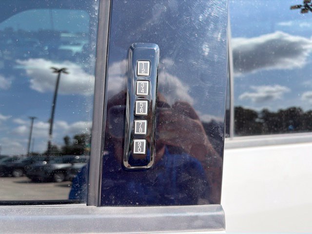 Used 2020 Ford F150 XLT w/ Equipment Group 302A Luxury AWD/4WD image 15