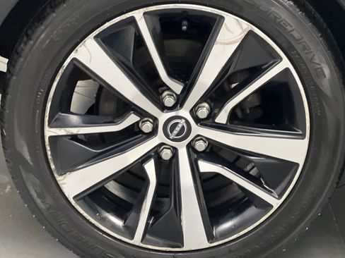 Used 2023 Nissan Maxima SV w/ Floor Mat Group image 62