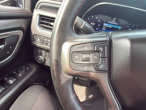 Used 2024 Chevrolet Suburban RST w/ Luxury Package AWD/4WD image 27