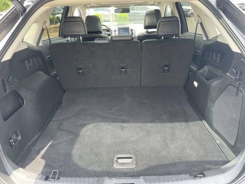 Used 2021 Ford Edge Titanium w/ Equipment Group 301A FWD image 9