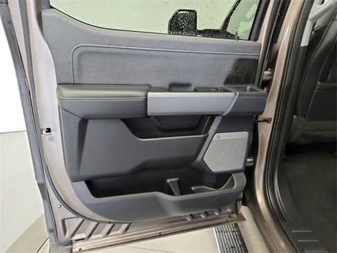 Used 2023 Ford F250 Lariat w/ Lariat Ultimate Package image 28