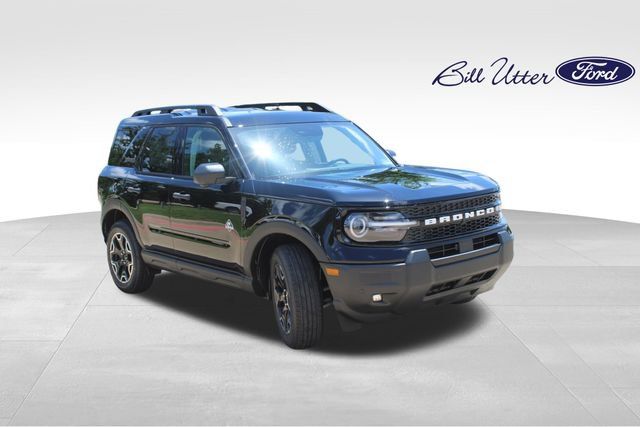 New 2026 Ford Bronco Sport Outer Banks w/ Outer Banks Tech Package+ AWD/4WD image 2