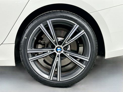 Used 2022 BMW 330i Sedan w/ Driving Assistance Package RWD image 29