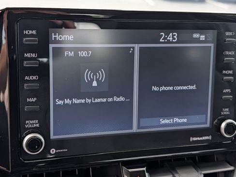 Used 2022 Toyota Corolla LE FWD image 22