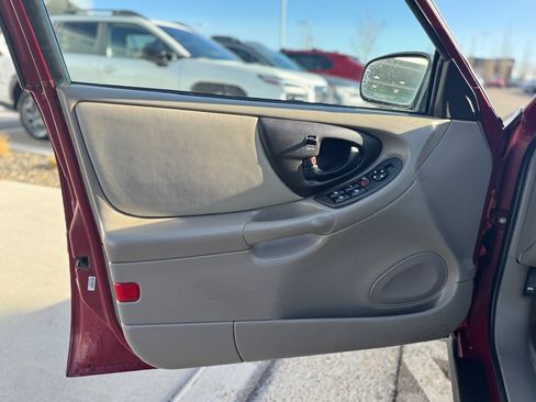 Used 2005 Chevrolet Malibu Classic image 9