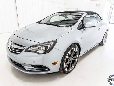 Used 2019 Buick Cascada Premium image 11