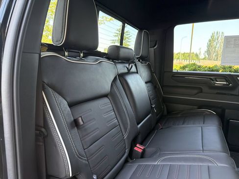Certified 2025 GMC Sierra 2500 AT4X w/ AT4X AEV Edition AWD/4WD image 28
