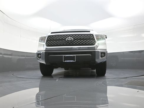 Used 2018 Toyota Tundra SR5 image 10