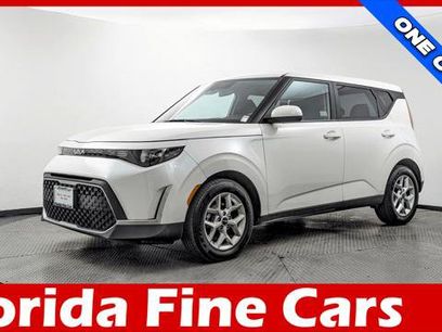 Used 2023 Kia Soul LX w/ Option Group 015