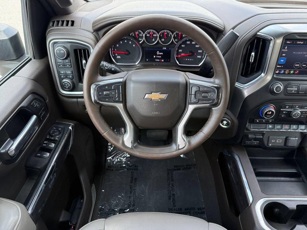 Used 2022 Chevrolet Silverado 2500 LTZ w/ LTZ Convenience Package AWD/4WD image 14