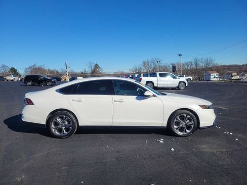 Used 2025 Honda Accord EX-L image 7