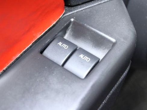 Used 2010 Ford Mustang GT Premium image 10