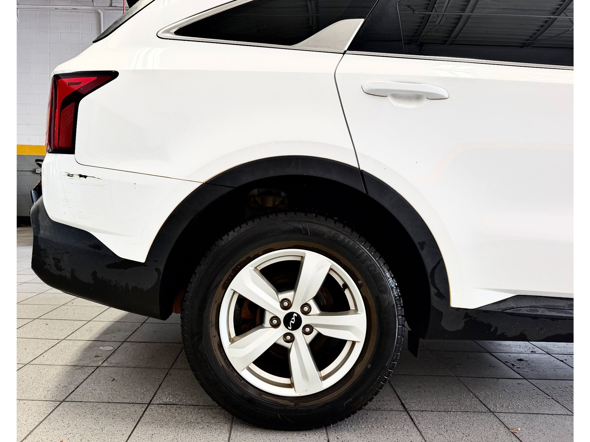 Used 2022 Kia Sorento LX AWD/4WD image 6