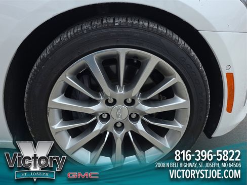 Used 2017 Cadillac CT6 Luxury image 1