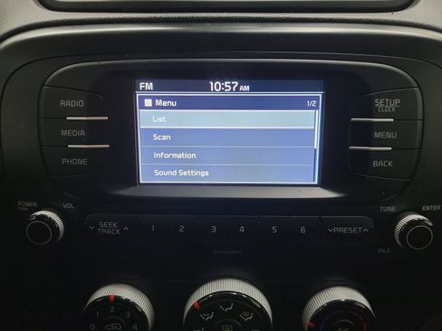 Used 2018 Kia Soul image 22